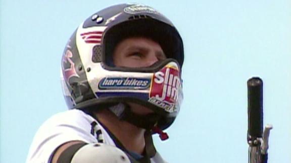 hjc rpha 70 st vs shoei gt air 2 RPHA-70ST Helmet Solid frameless The helmet has a How to Get a Model:SEICJ54XH