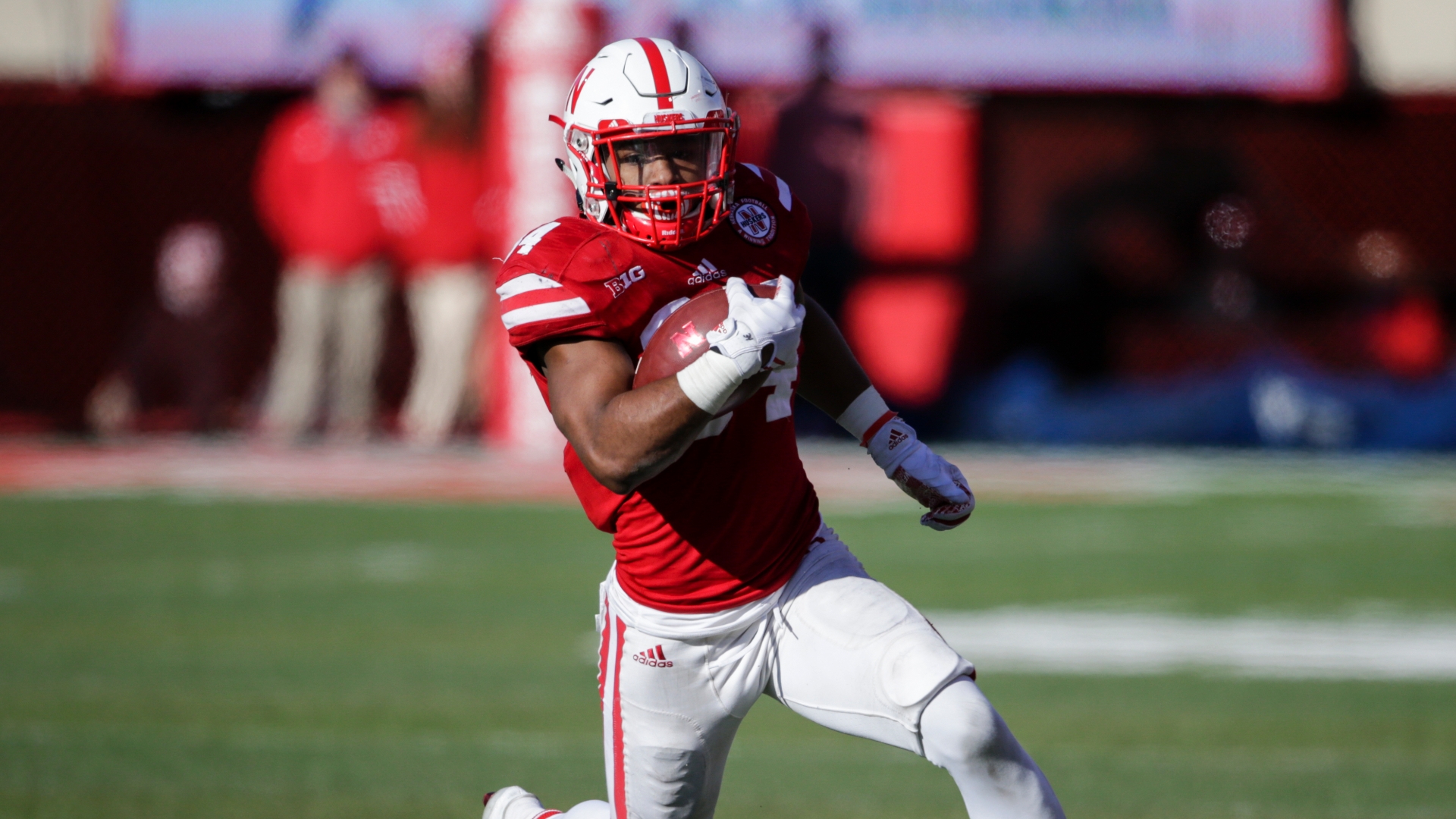 Nebraska cruises past Maryland