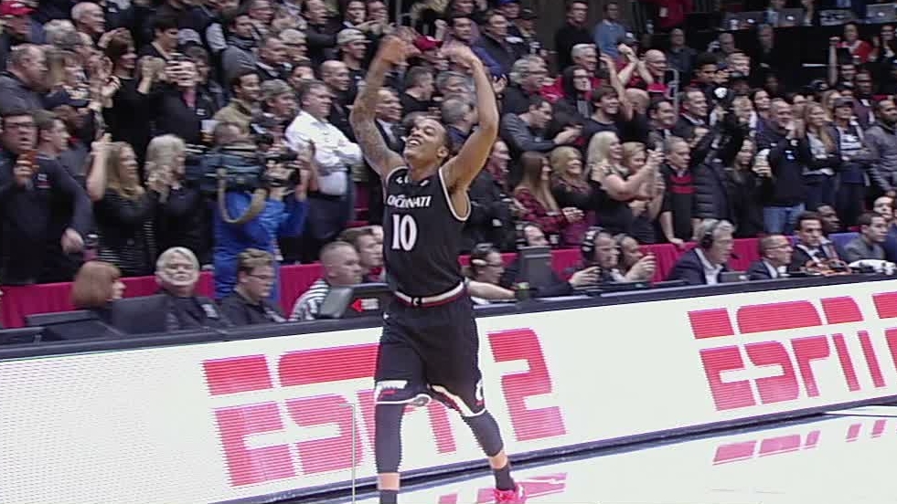 Cincinnati tops Xavier despite Bluiett's 40