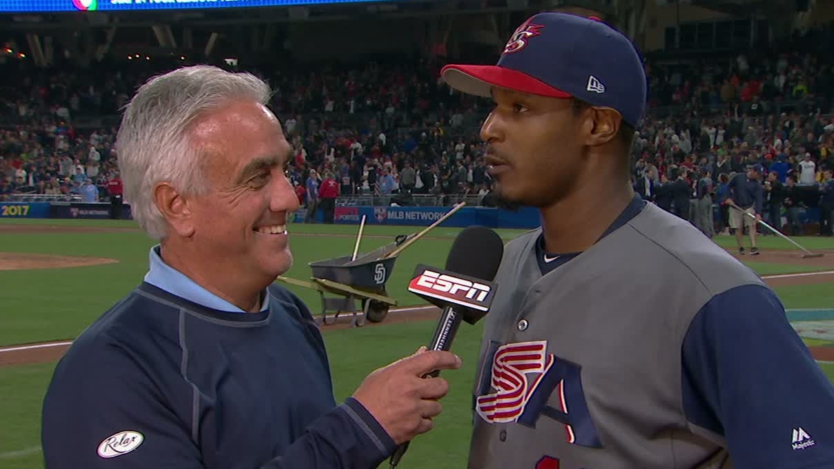 Jones wants Machado to sign a photo of his catch