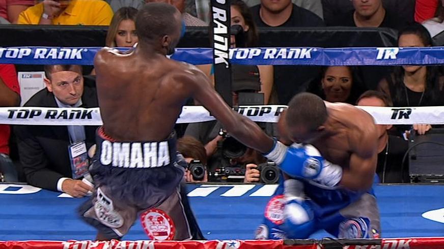 Crawford finishes Indongo with body shot