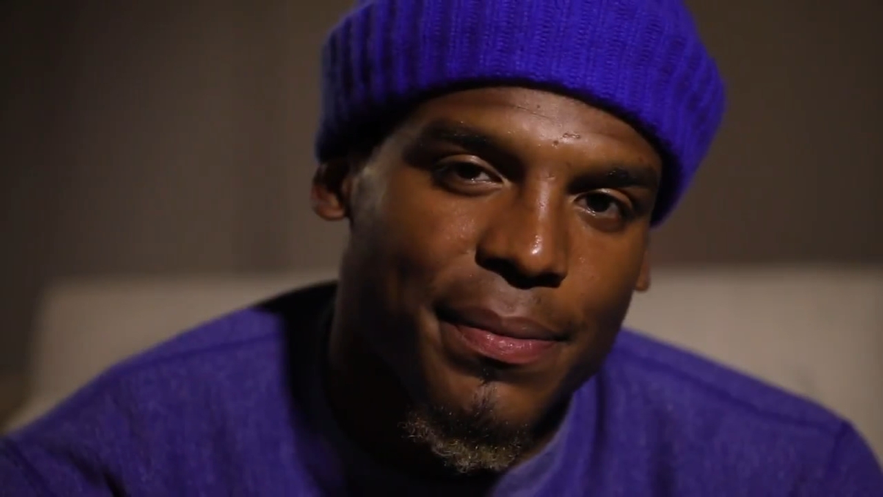 Newton apologizes for comments to reporter