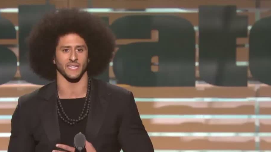 Kaepernick receives the Muhammad Ali Legacy Award