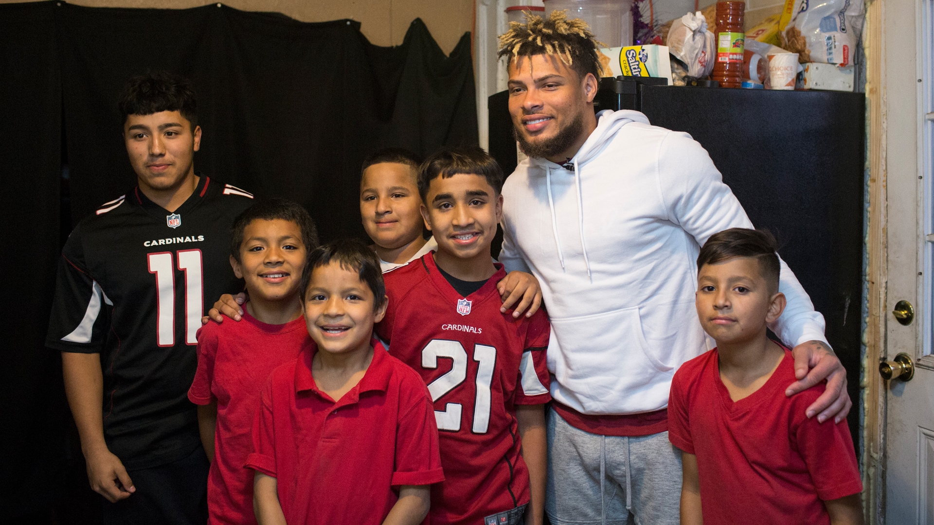 Mathieu provides holiday surprise for families in Phoenix