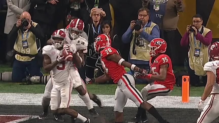 Tagovailoa fires strike to Ridley to tie game in 4th quarter