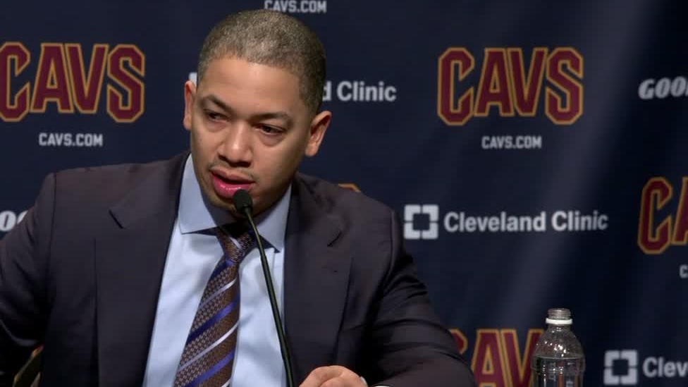Lue says Cavs need to get Love more touches