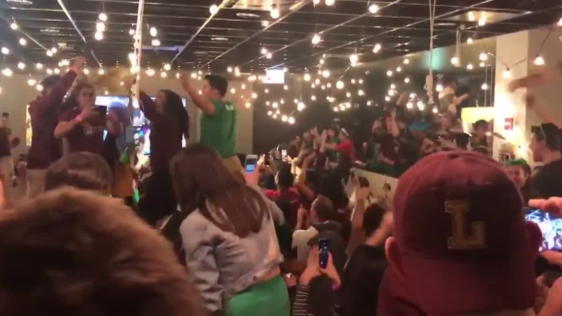 Loyola-Chicago fans go crazy after beating Tennessee
