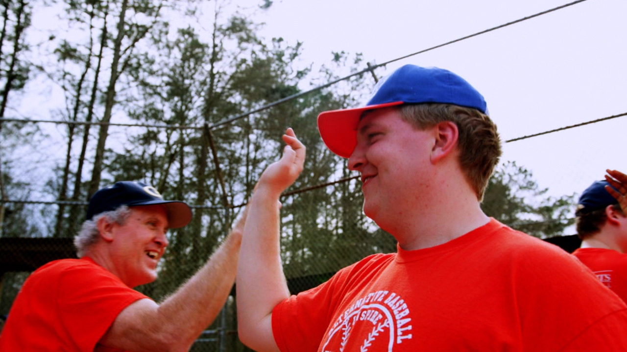 Alternative baseball striving to break barriers