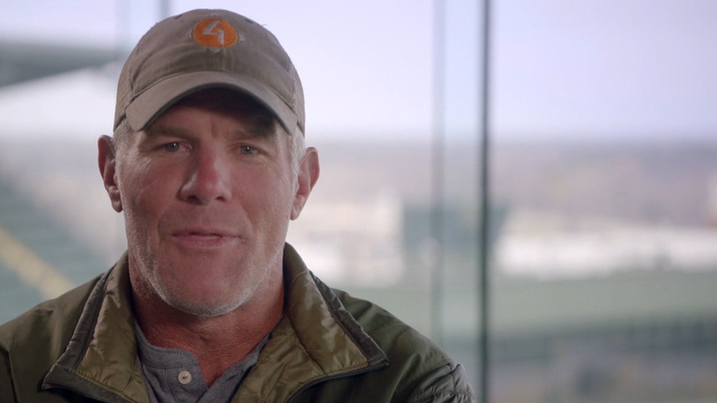 Favre tells Peyton how his start streak almost ended