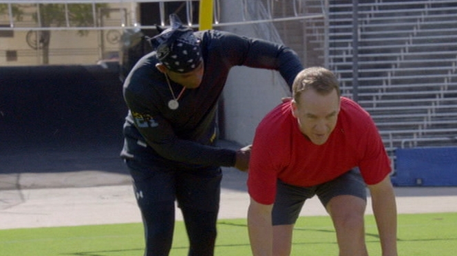 Sanders teaches Manning a lesson about defense