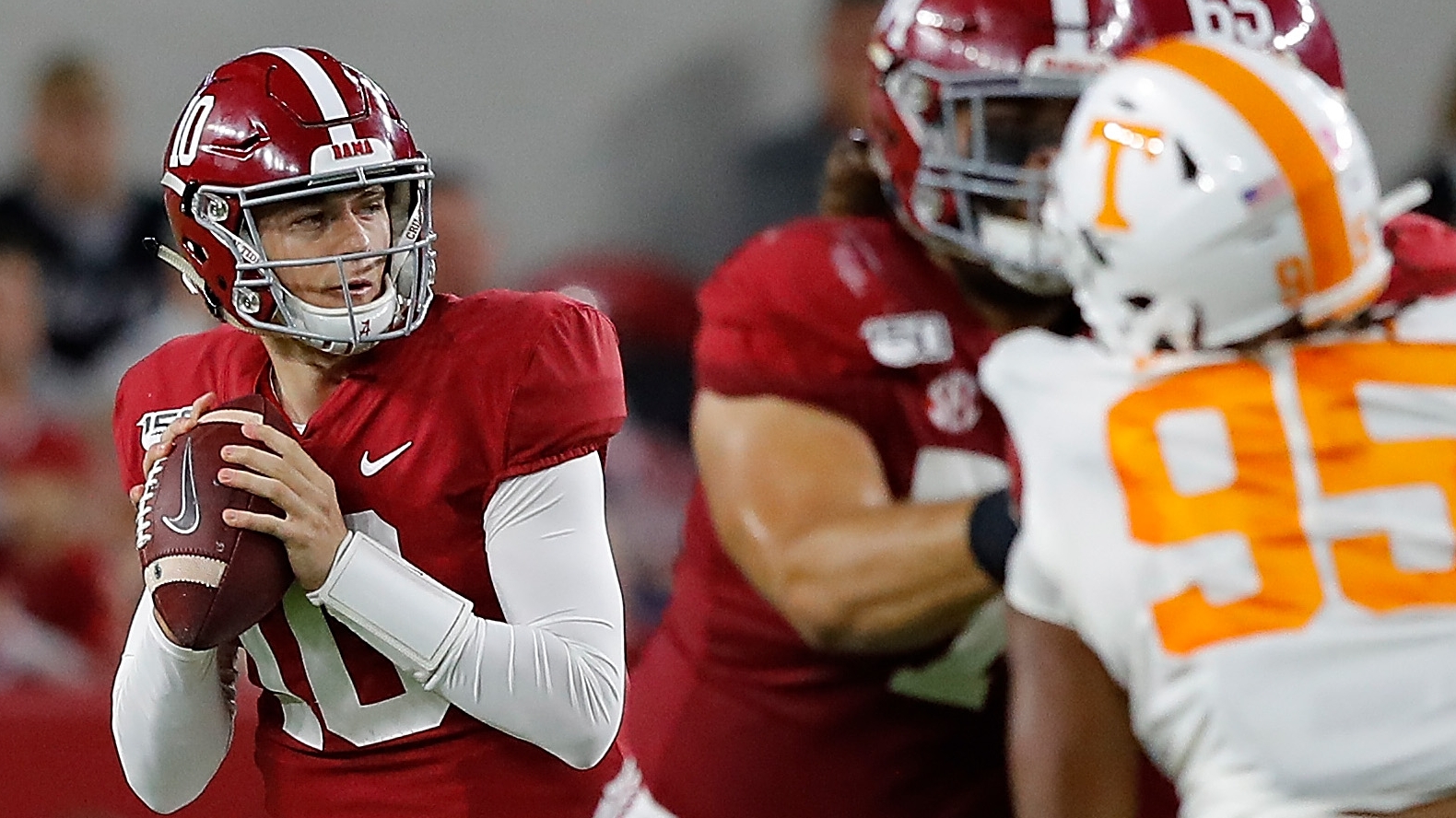 Alabama tops Tennessee despite Tua's injury