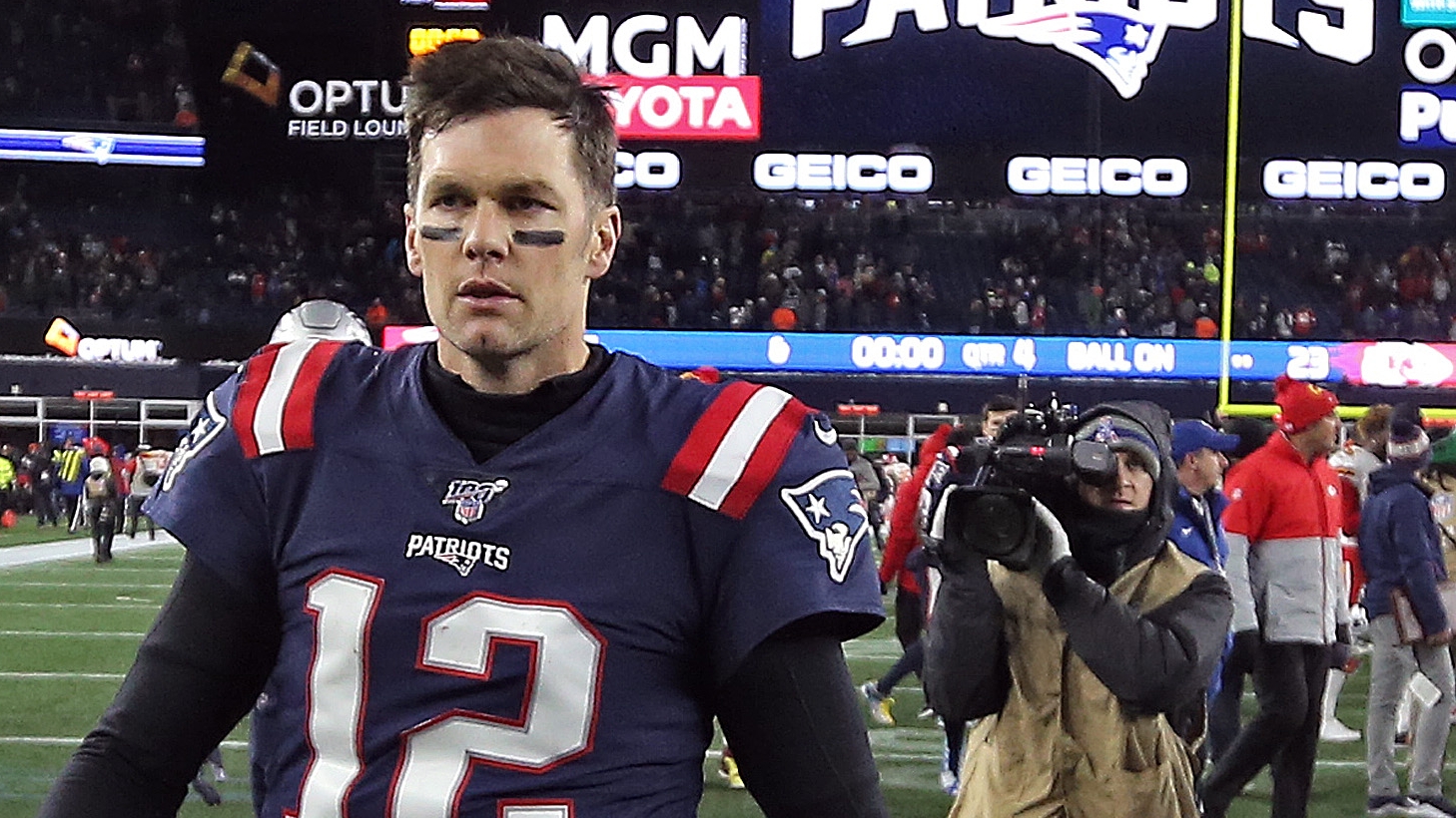 Why is Brady's deal with the Bucs not done yet?