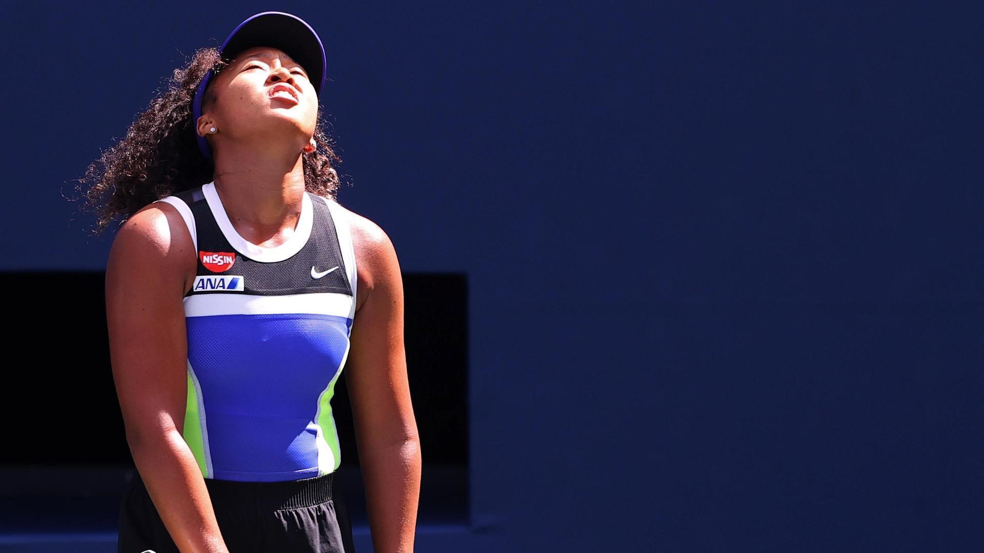 Osaka tosses racket after losing second set tiebreaker