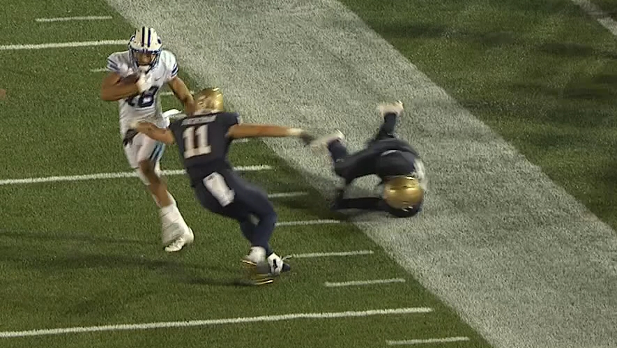 Romney breaks four tackles and scores