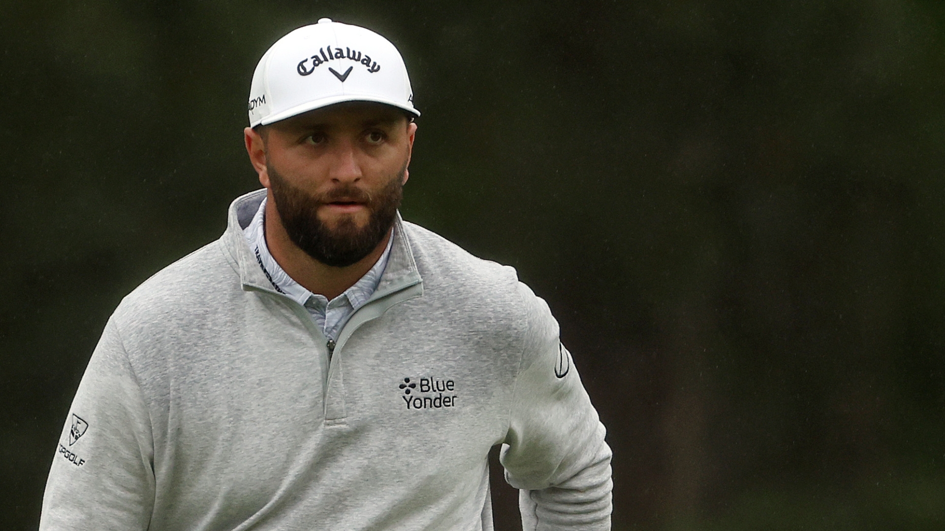 Jon Rahm sinks birdie putt from off the green at 17