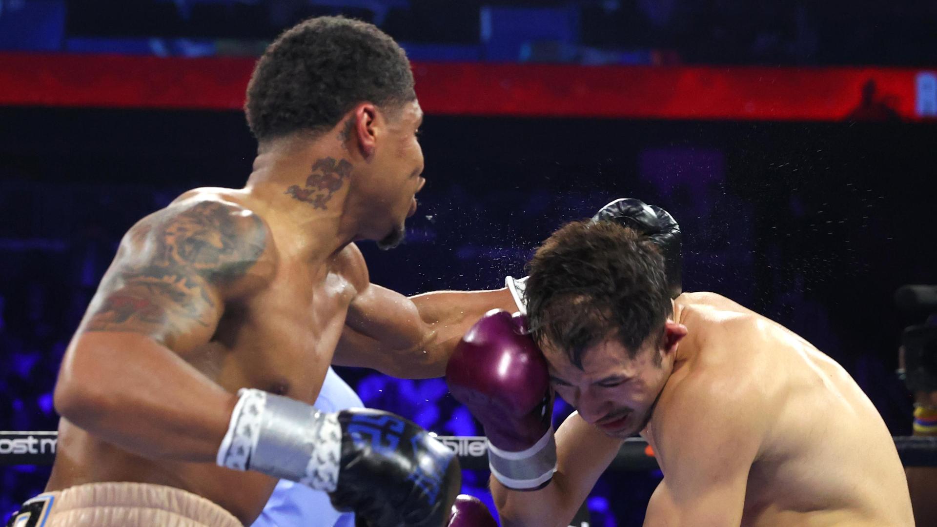 Shakur Stevenson stops Shuichiro Yoshino in Round 6