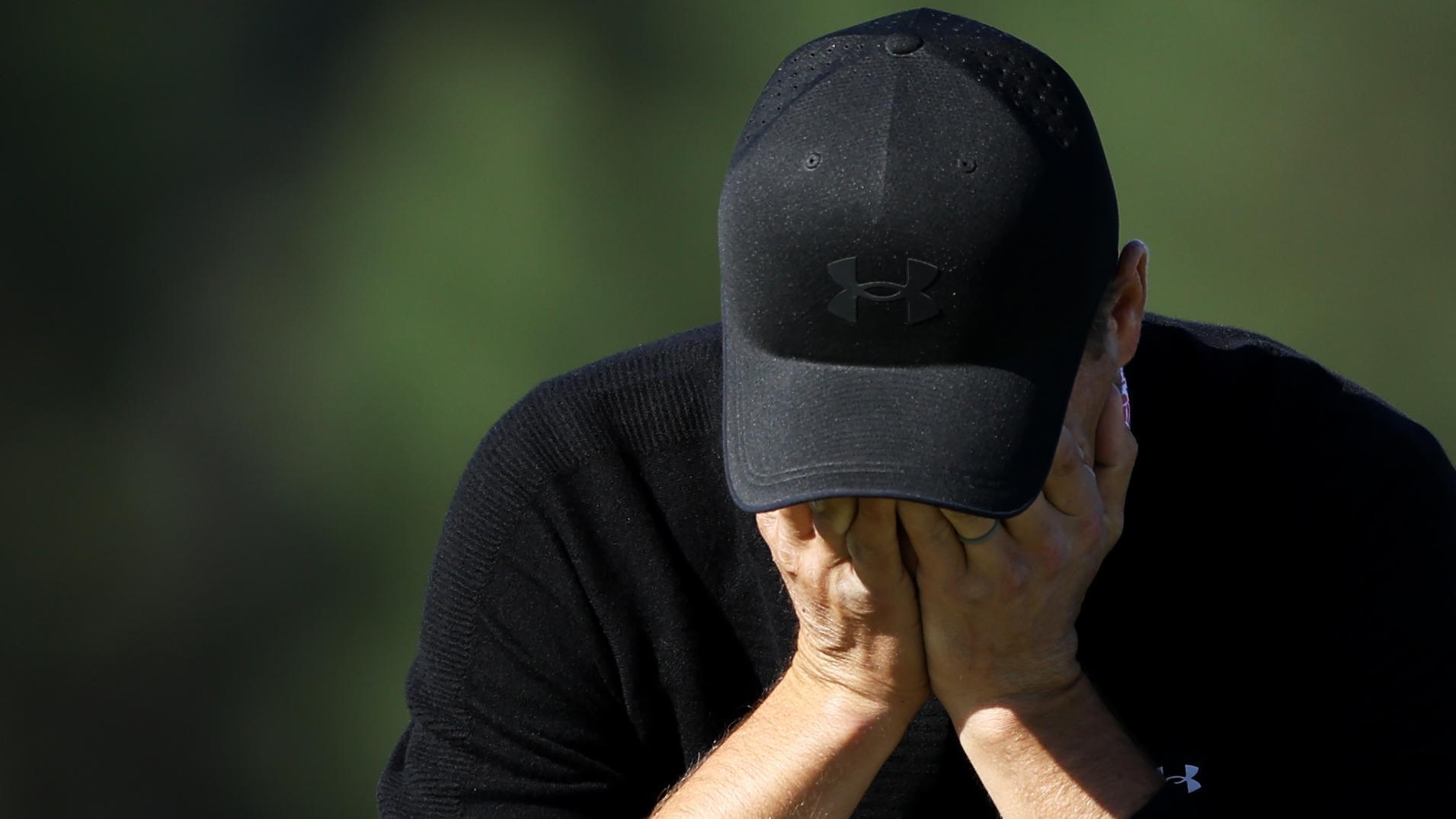 Spieth cards quadruple bogey on calamitous 15th hole