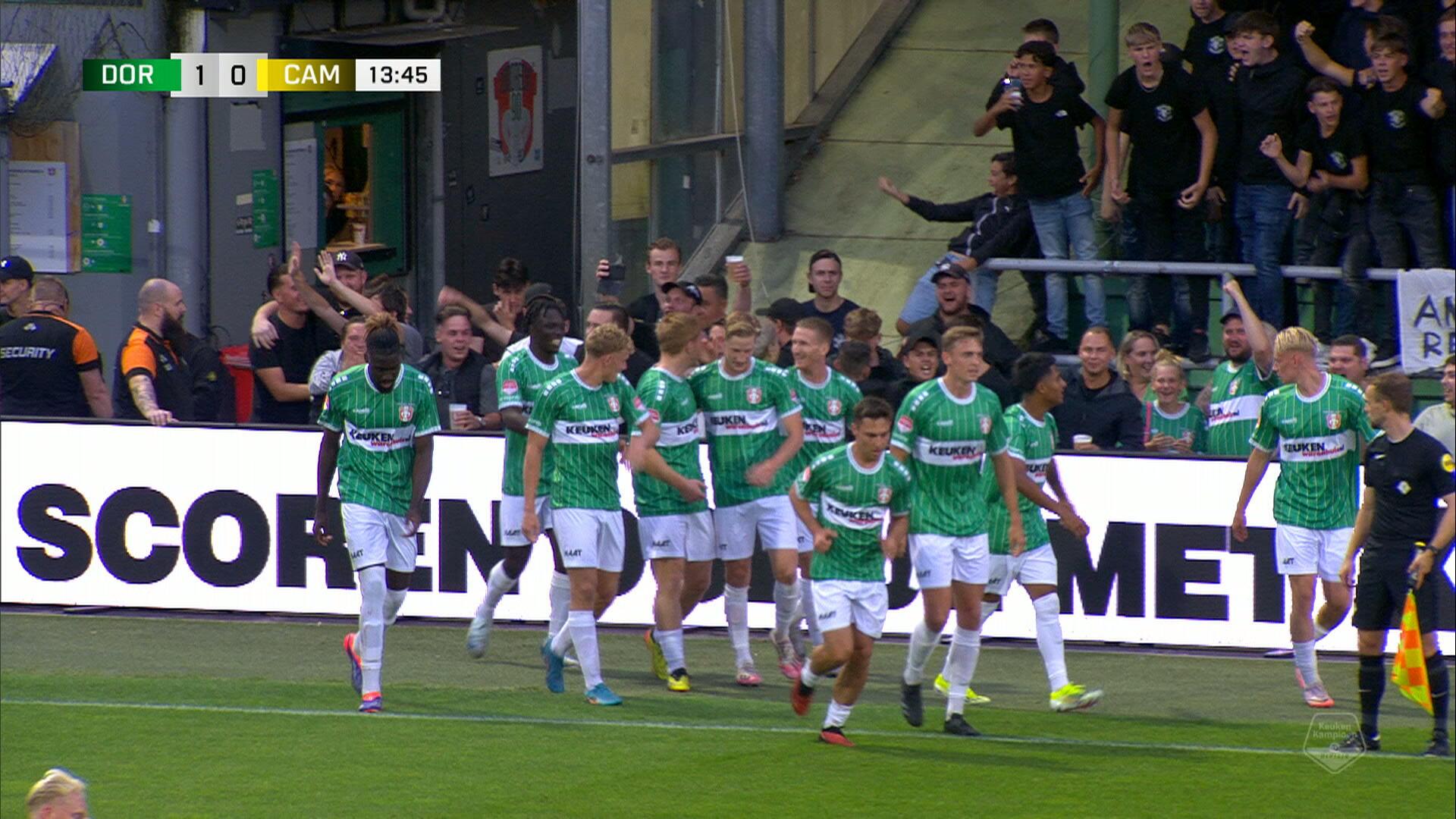 Haen kopt raak uit een corner en zet FC Dordrecht op voorsprong