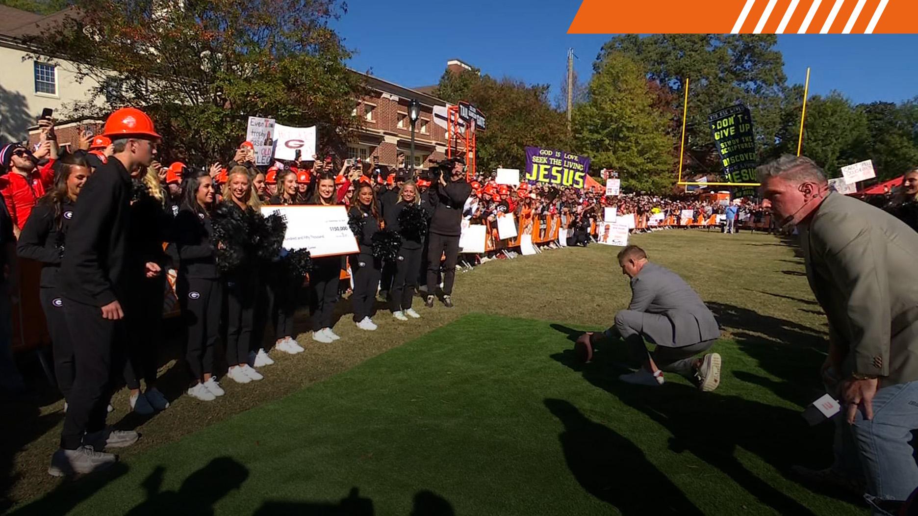 Georgia student hits FG to split $400K, add another $400K to hurricane relief