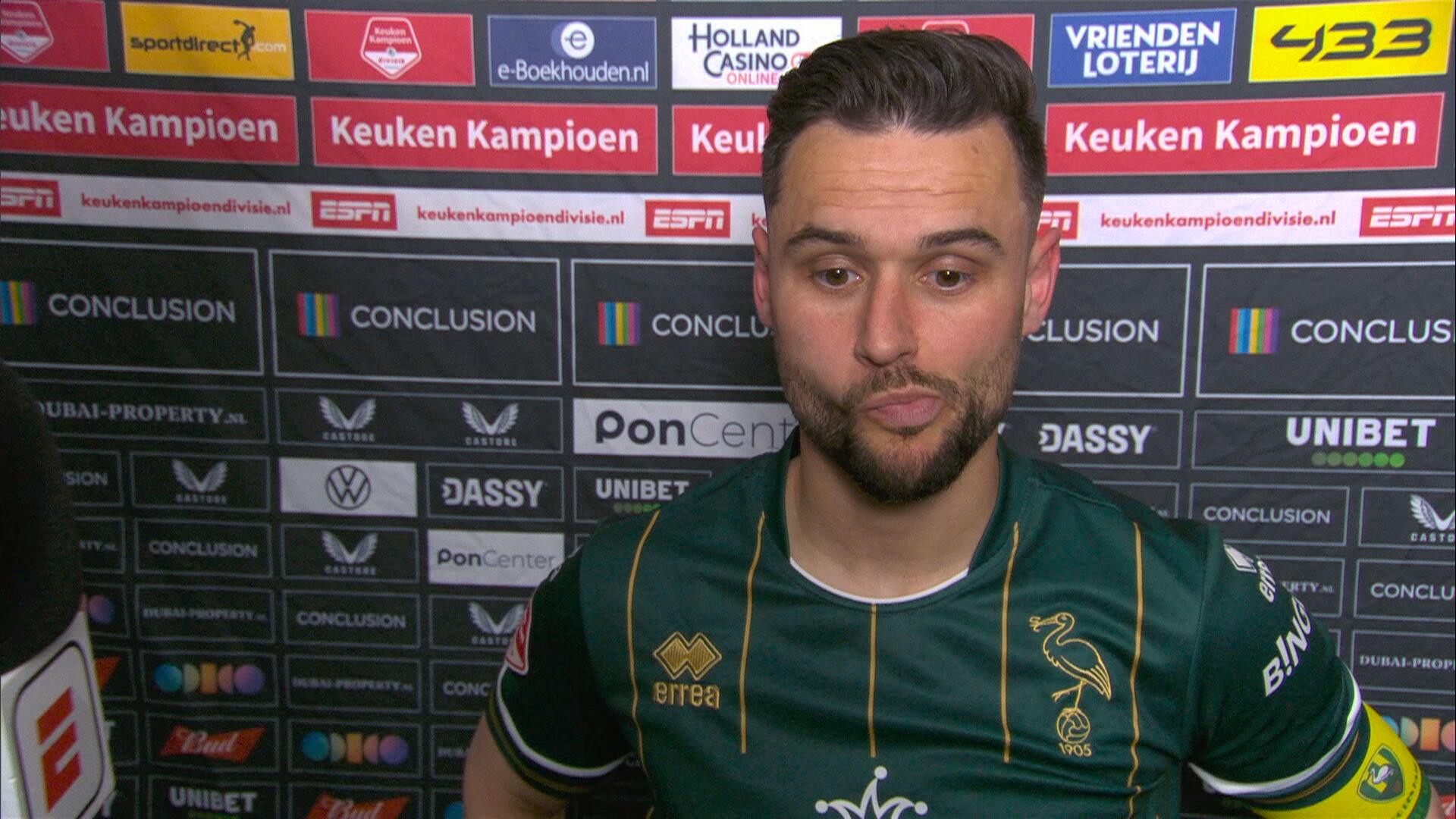 Schalk zag eventuele goal: "Je moet hem altijd proberen te claimen"