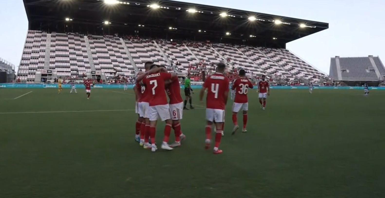Gol do Al Ahly! Trezeguet dá caneta 'sem querer' em zagueiro e marca belo gol para empatar a partida; VEJA