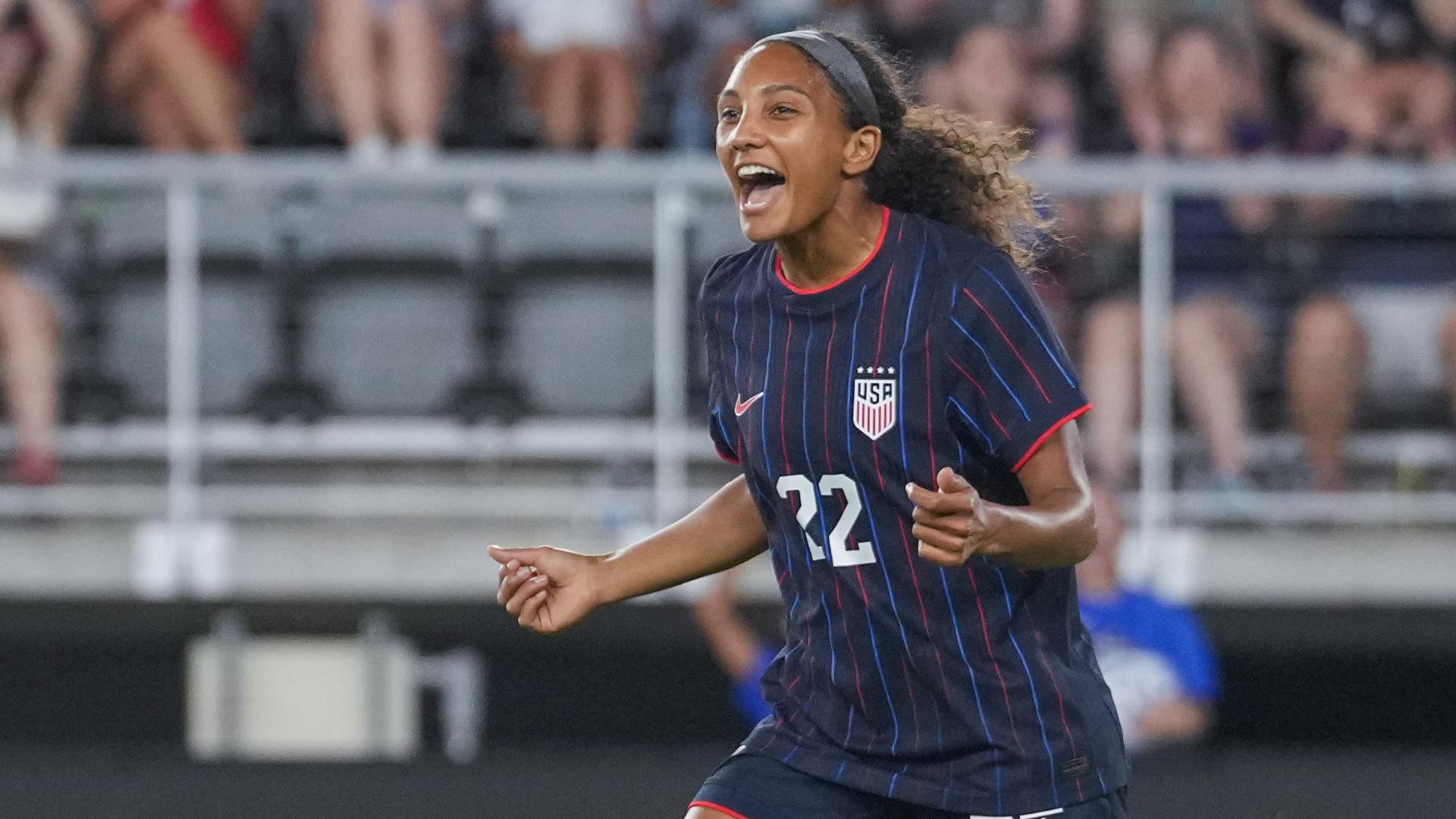 Yazmeen Ryan caps off USWNT's win over Canada with team's 3rd goal