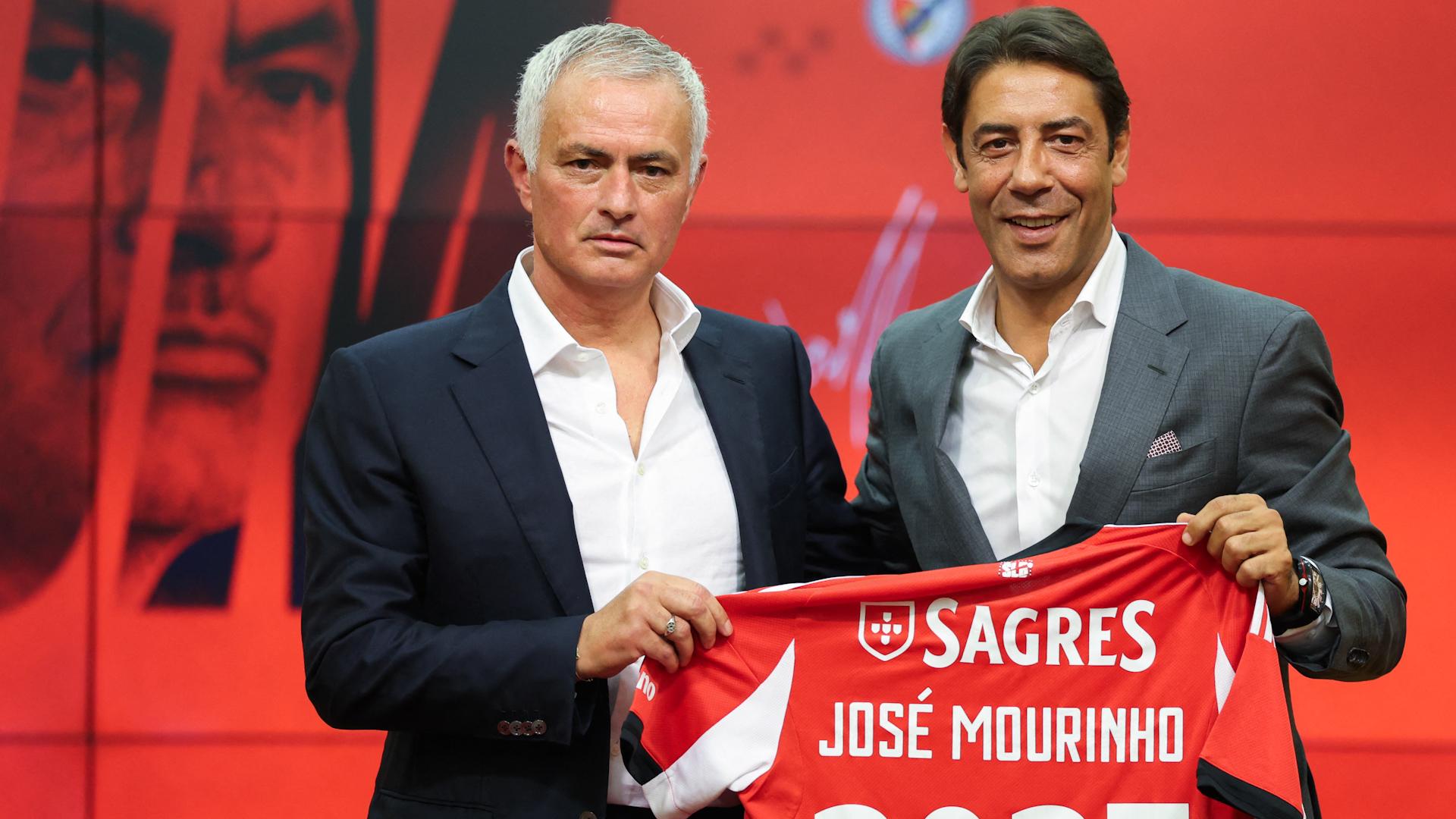 Mourinho: I'm not important, Benfica's important