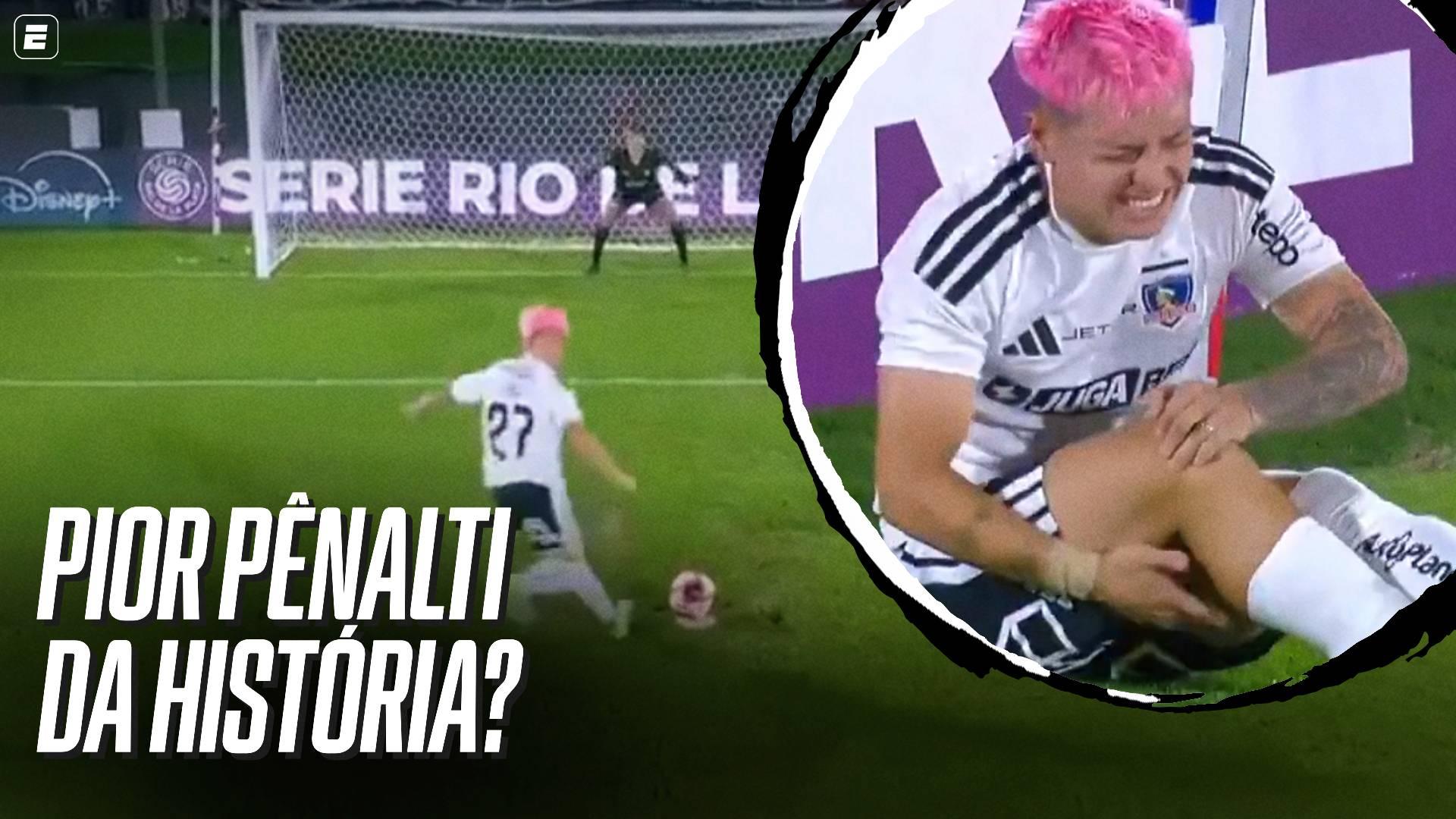 INACREDITÁVEL! Atacante do Colo Colo bate pênalti de cavadinha contra o Peñarol e se lesiona na sequência; ASSISTA