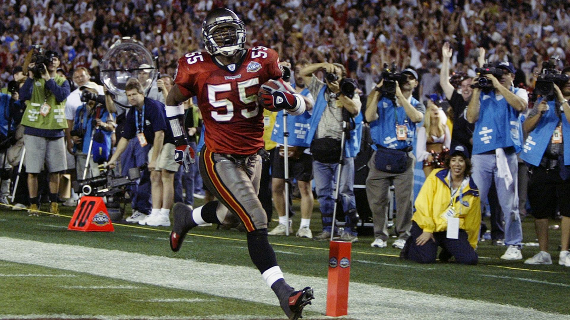 Derrick Brooks' 'I scored a touchdown' story: SB XXXVII