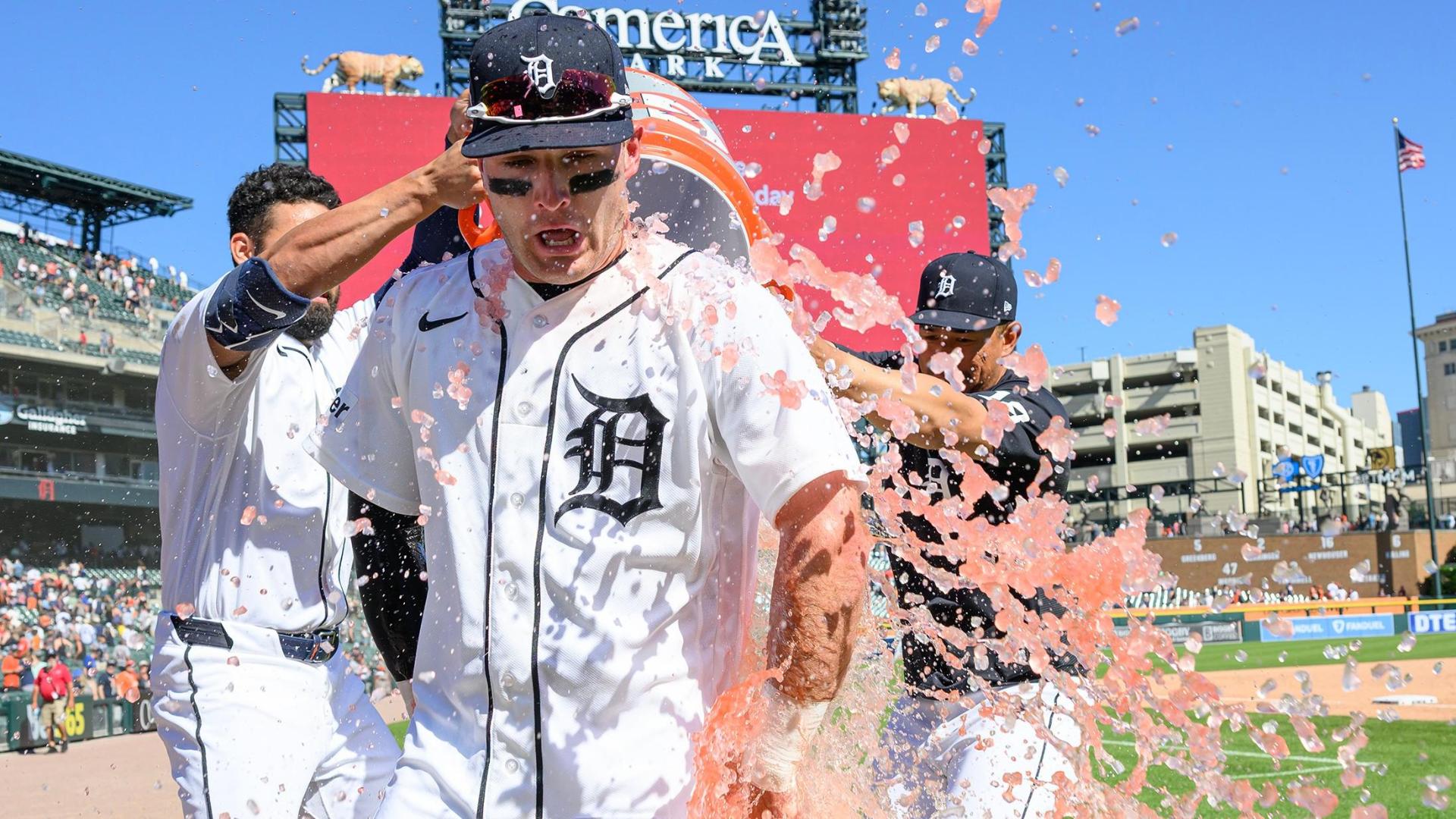Kevin McGonigle walks it off for Tigers with 2-run single