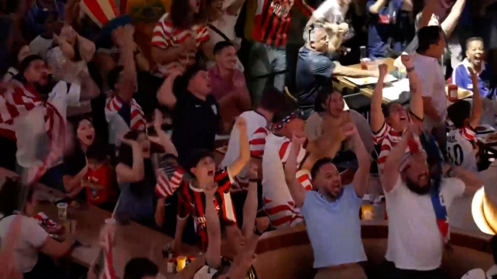 Fans go wild in Dallas after USMNT opens the scoring vs. Australia
