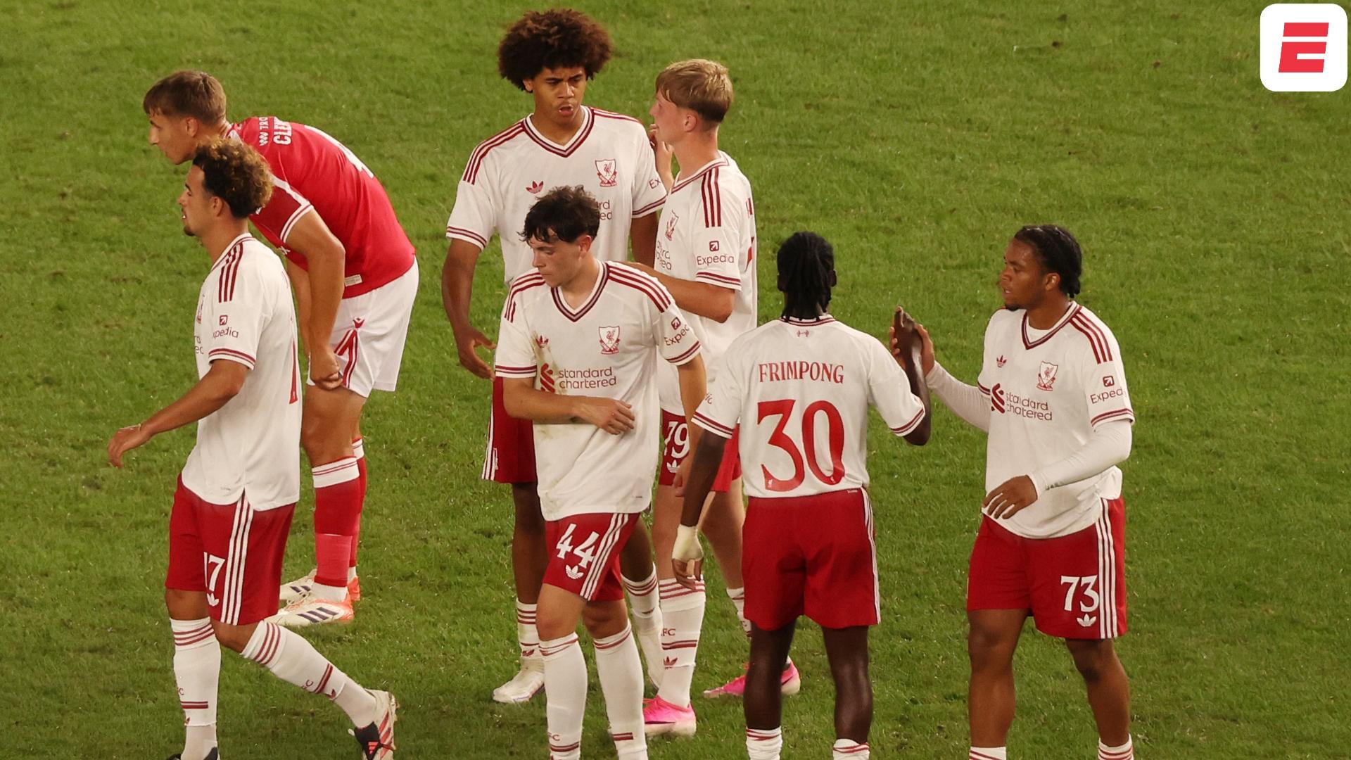 Liverpool supera 1-0 a Wrexham con gol decisivo de Rio Ngumoha