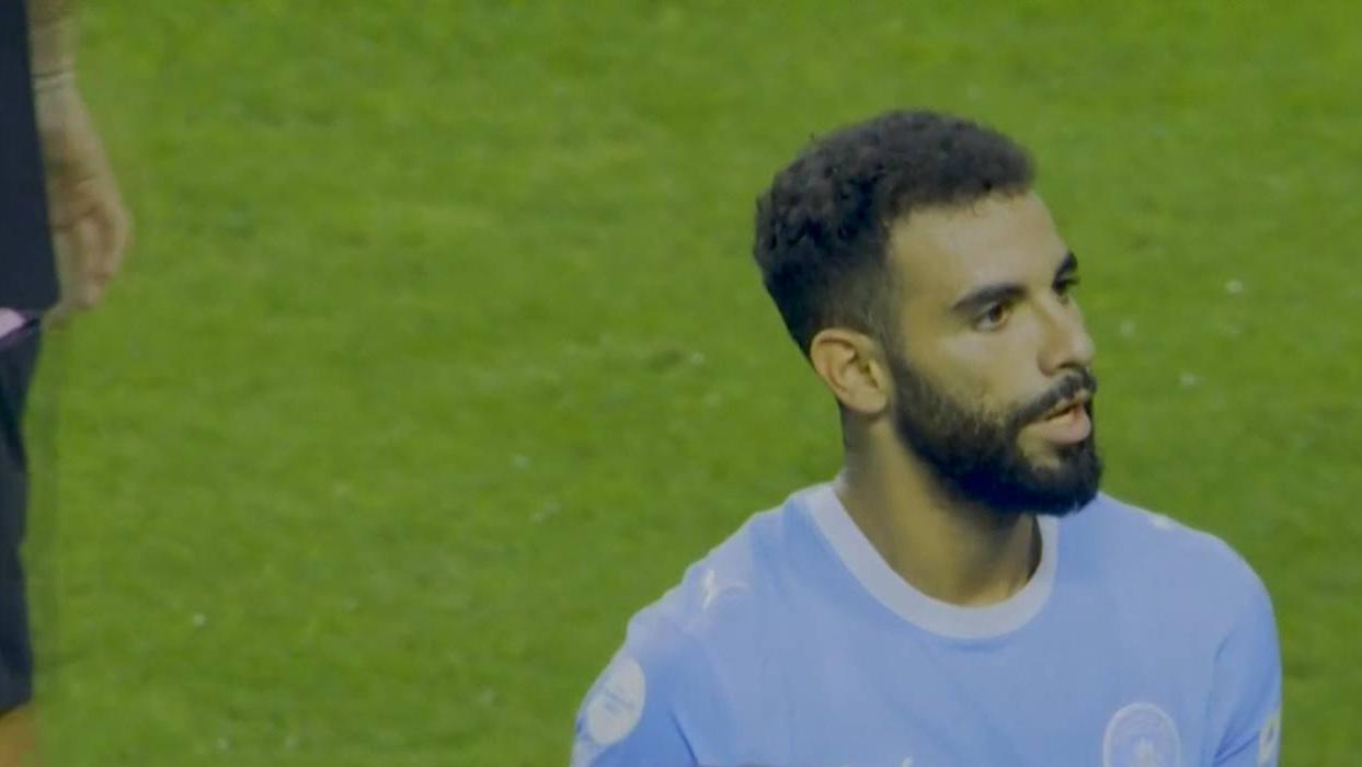 Gol do Manchester City! Ait-Nouri pega a sobra a abre o placar em amistoso; VEJA