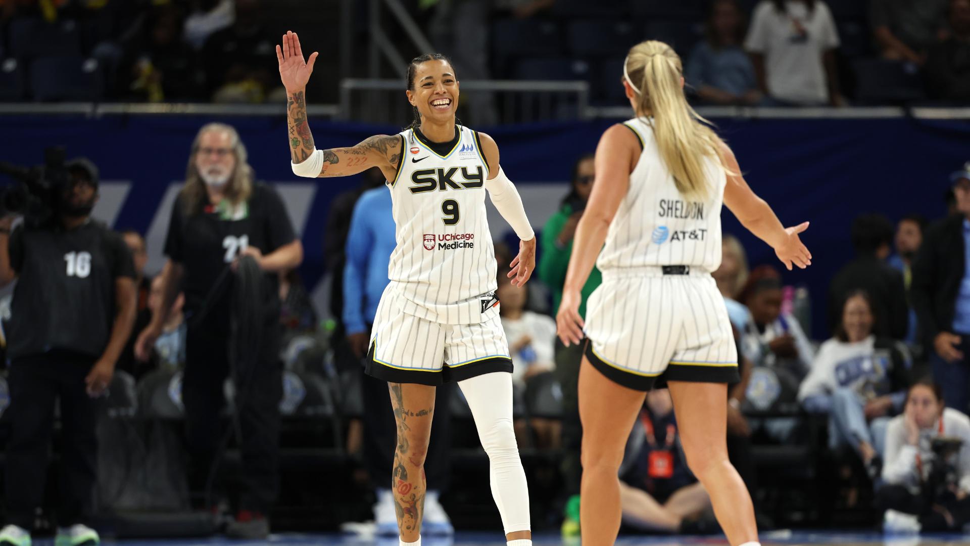 Sky brillan en el cierre y derrotan a las Sparks con gran actuación colectiva