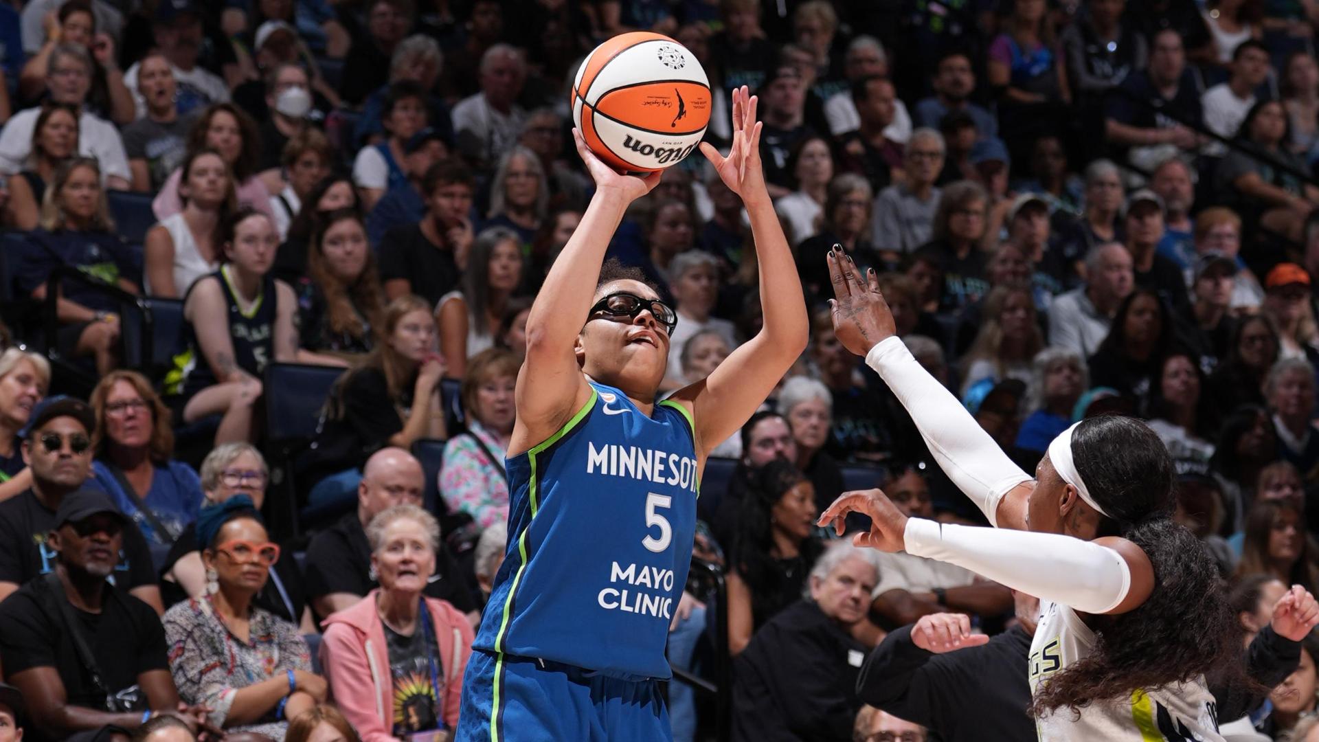 McBride hits WNBA-record 10 3-pointer, scores 43 as Lynx beat Wings 103-90