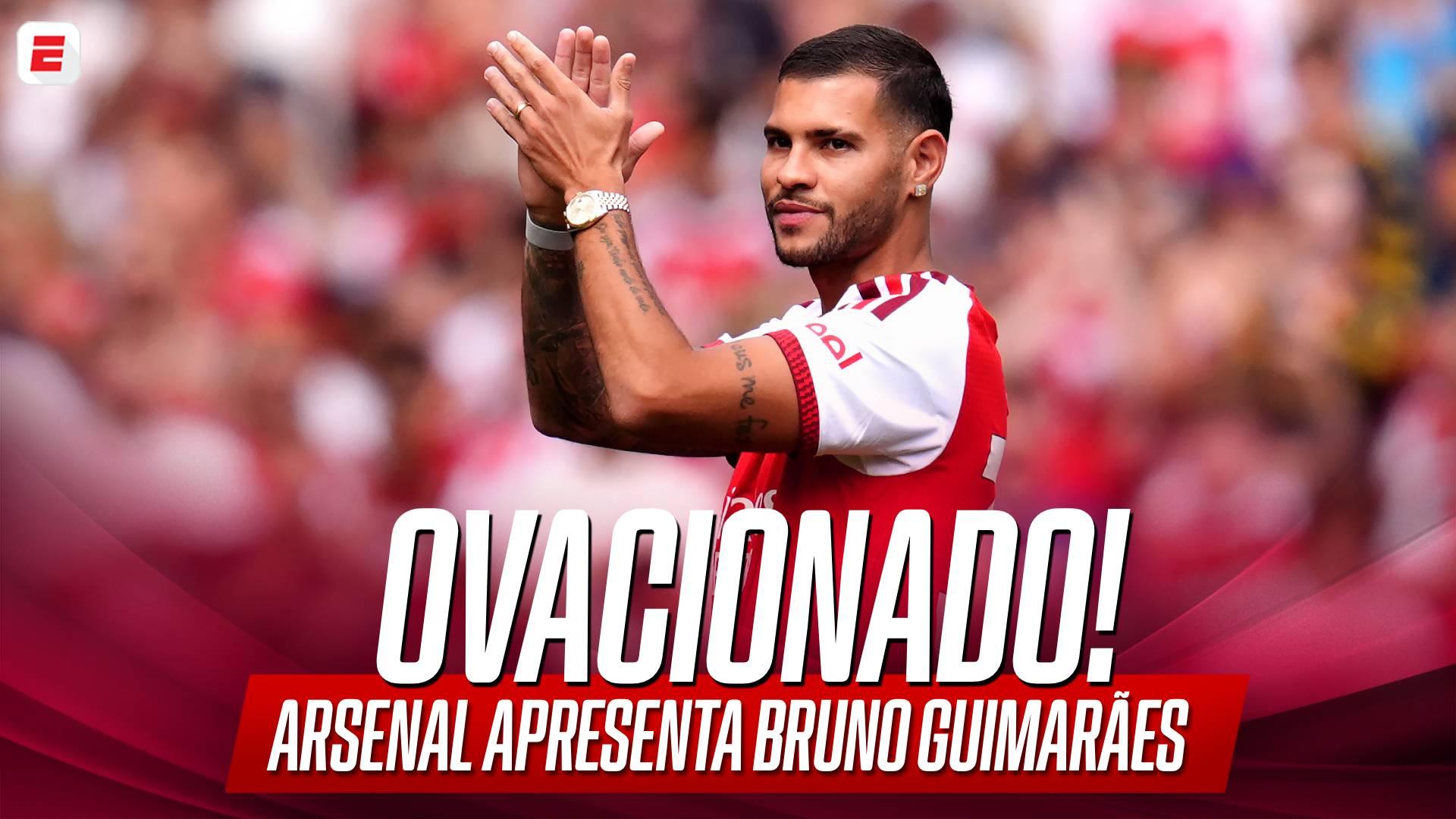 Bruno Guimarães ovacionado! Brasileiro leva torcida do Arsenal à loucura em apresentação; VEJA
