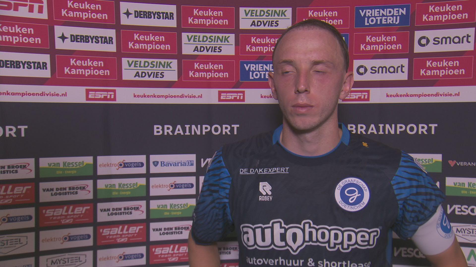 De Jong over spitspositie: "Ik vul het op mijn eigen manier in"
