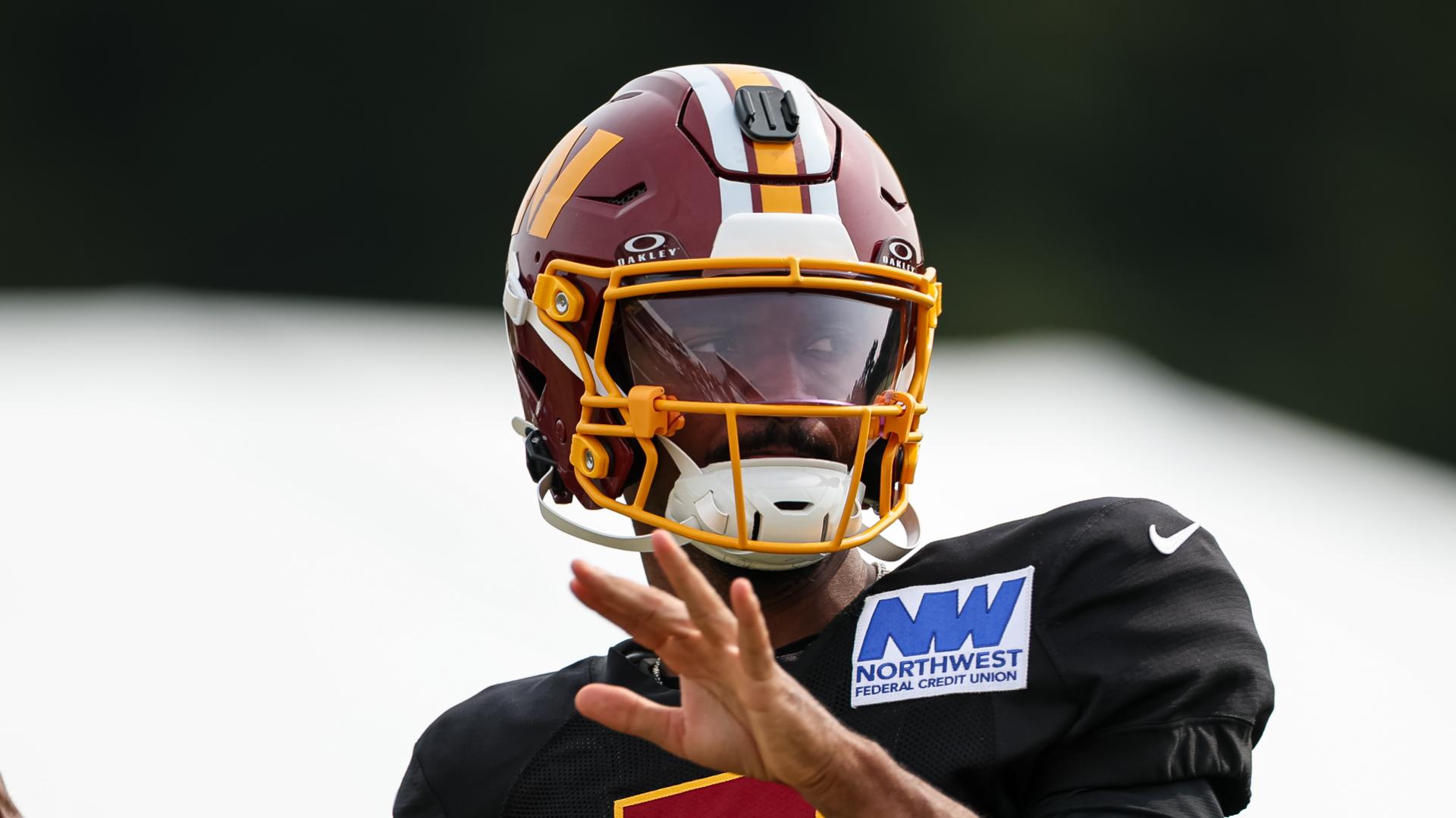 Jayden Daniels shines in camp