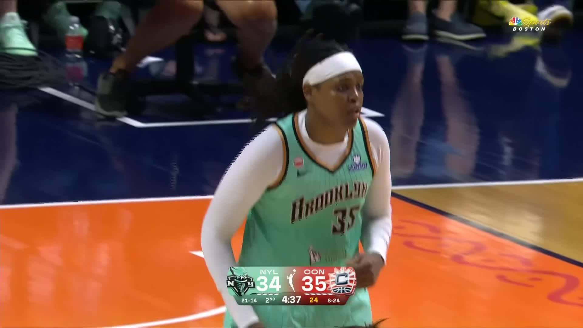 ¡Triple de Jonquel Jones pone al Liberty a un punto del Sun!