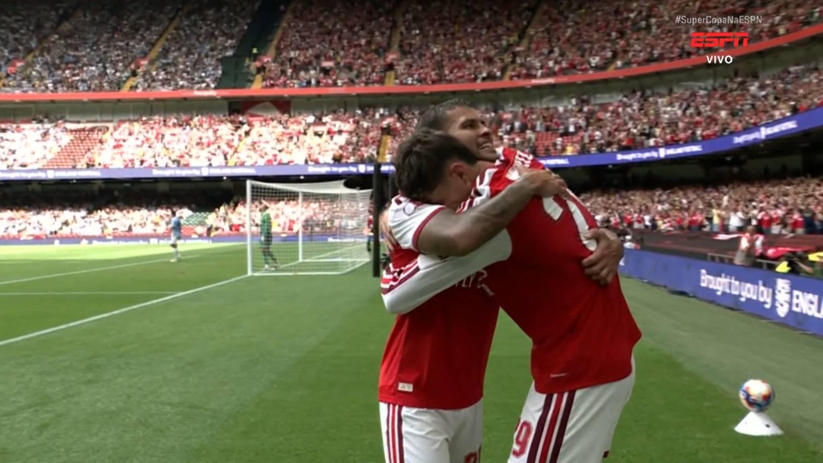 Mais um do Arsenal! Kai Havertz recebe de Tzolis, cabeceia e faz 2 a 0 no City na final da Supercopa da Inglaterra