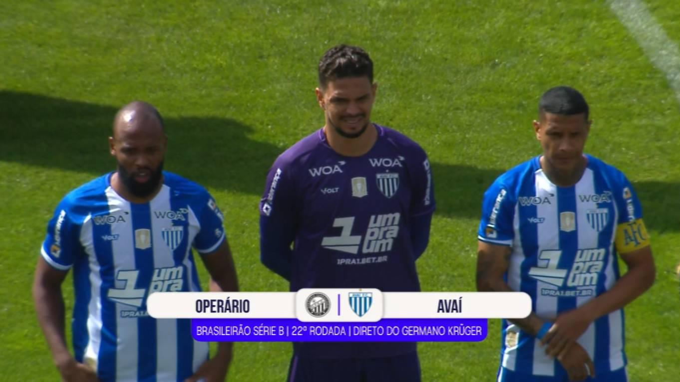 Equipes de Operário e Avaí entram em campo para a disputa da Série B