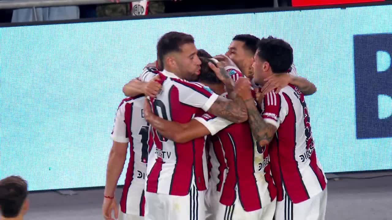 Conexión de campeones del mundo: Correa, Almada y gol de Montiel para River