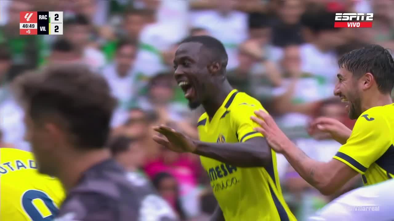 ¡Increíble definición de Pepé! Marcó el 2-2 ante Racing Santander