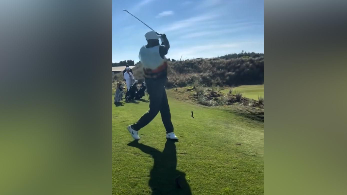 LeBron nearly sinks his first hole-in-one