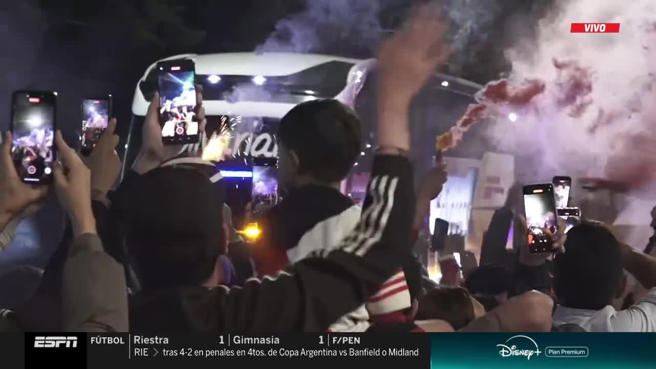 River llegó al hotel en la previa del partido ante Santa Fe
