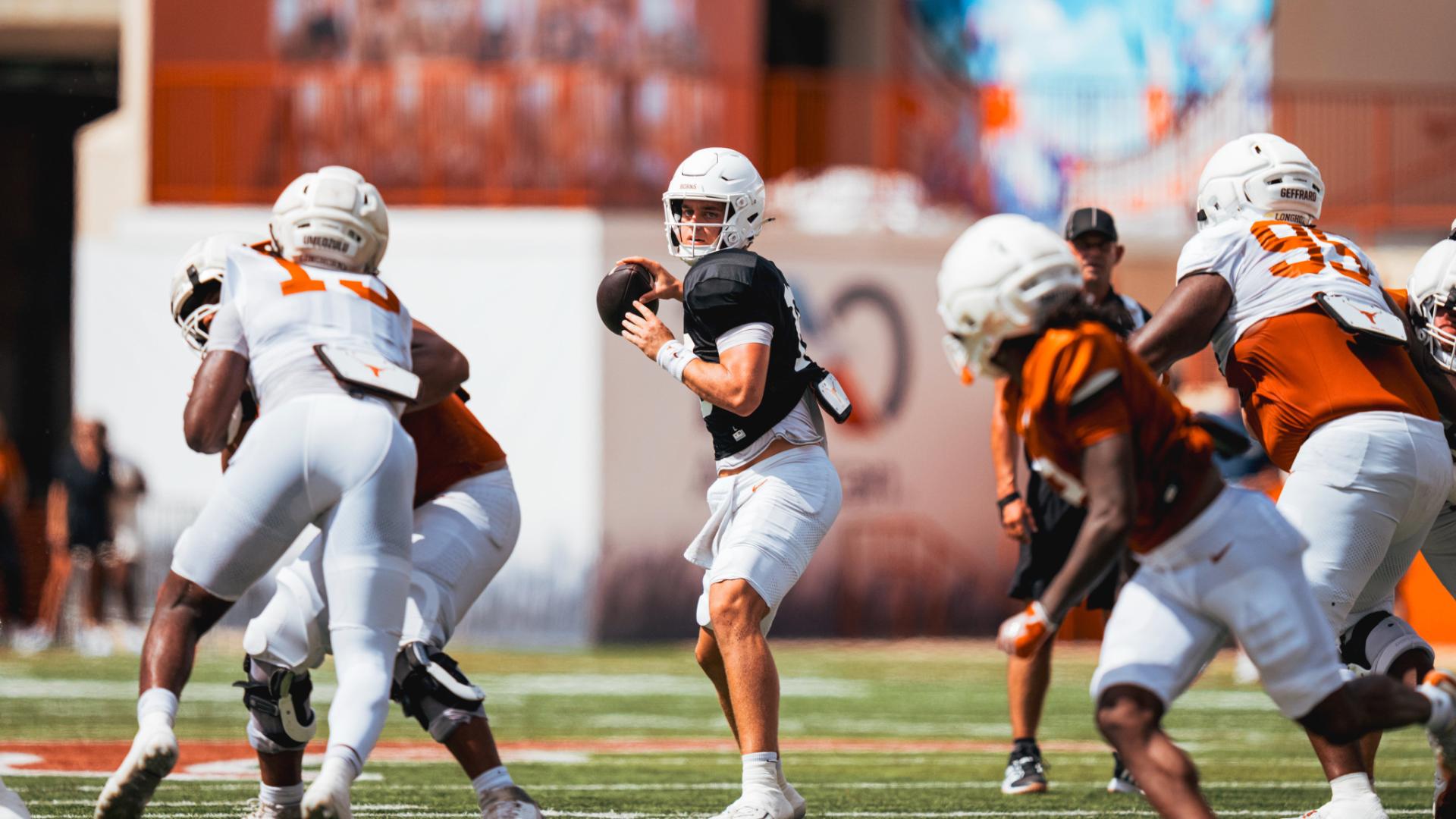 Texas' Arch Manning mic'd up: 'That's butter right there'