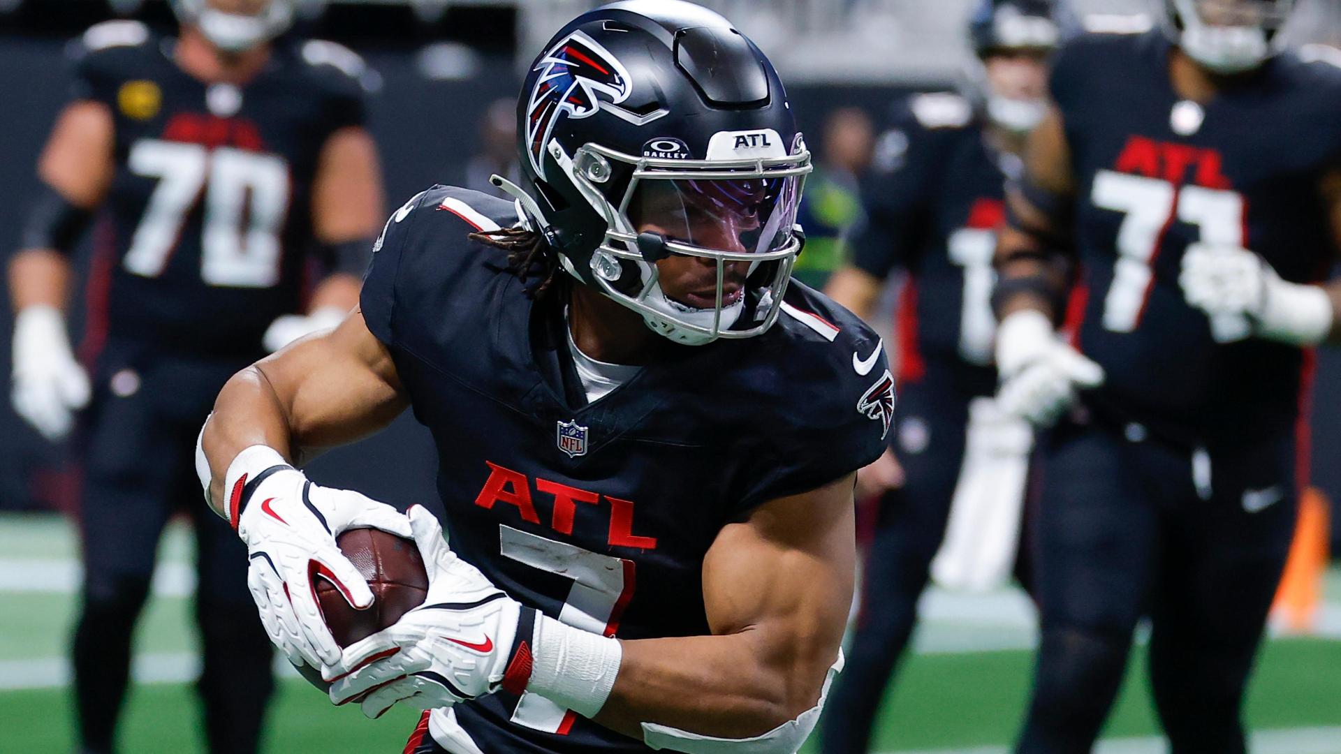 Why Field Yates has Bijan Robinson has his No. 1 pick in fantasy