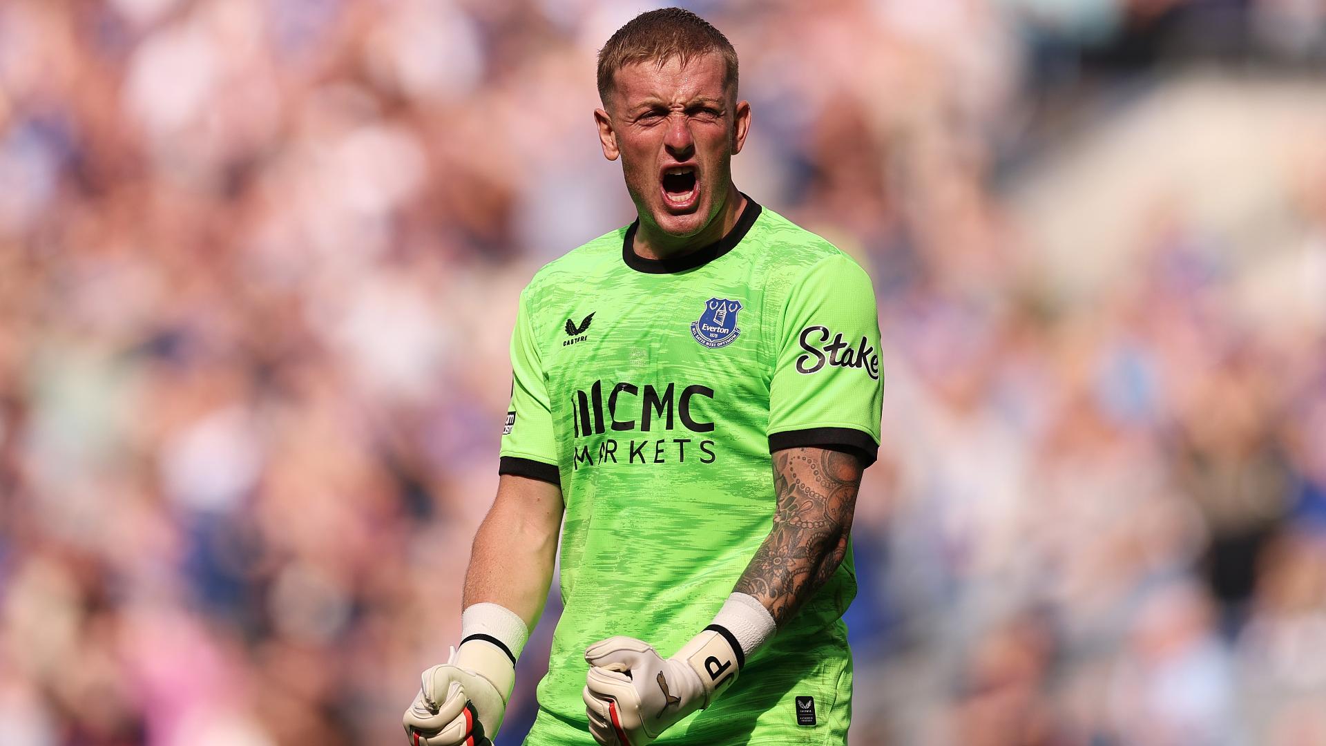 ESPETACULAR PICKFORD! Goleiro do Everton faz 'milagre' e evita gol do Crystal Palace na Premier League