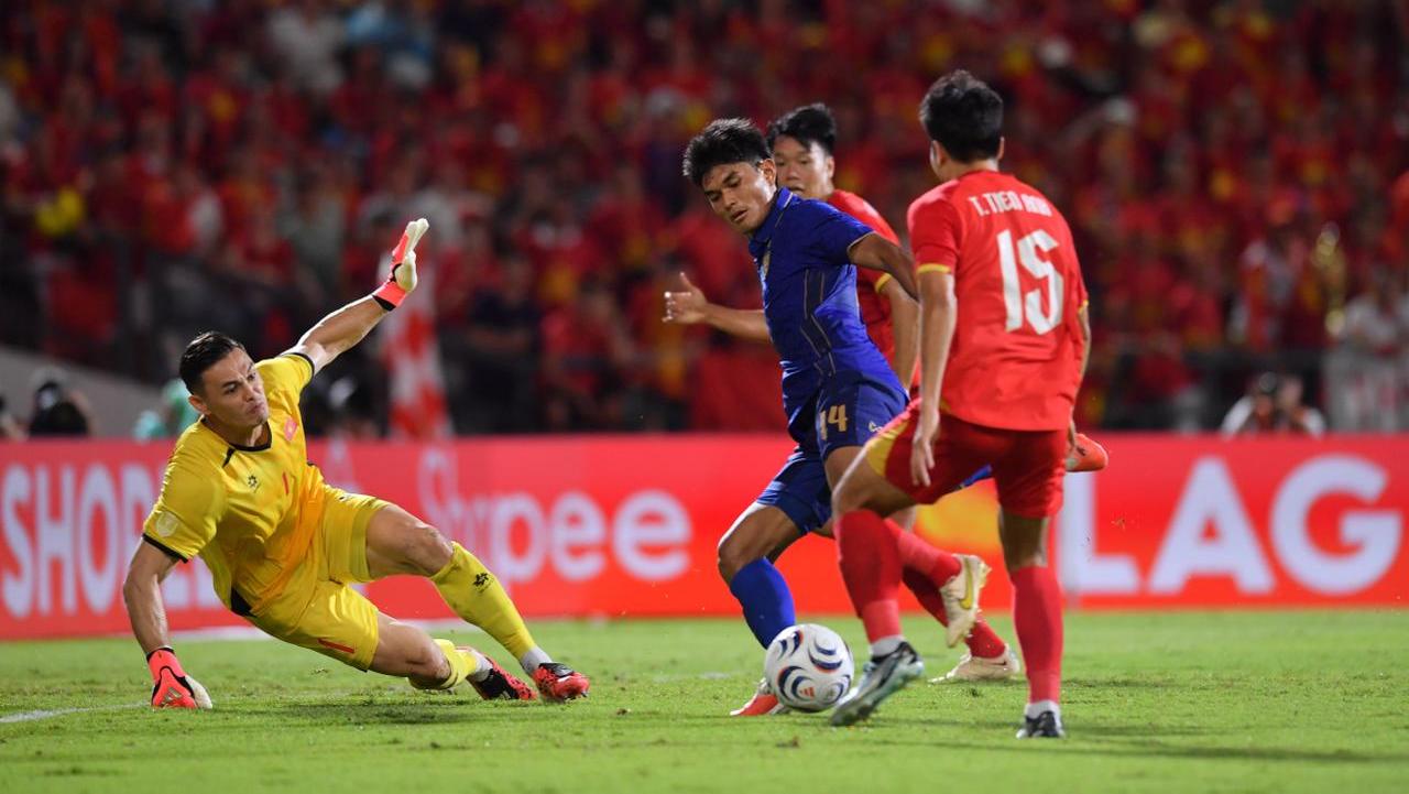 เวียดนามบุกชนะไทย 2-0 นัดแรกชิงแชมป์อาเซียน ลุ้นป้องกันแชมป์ รูปประกอบข่าวฟุตบอล