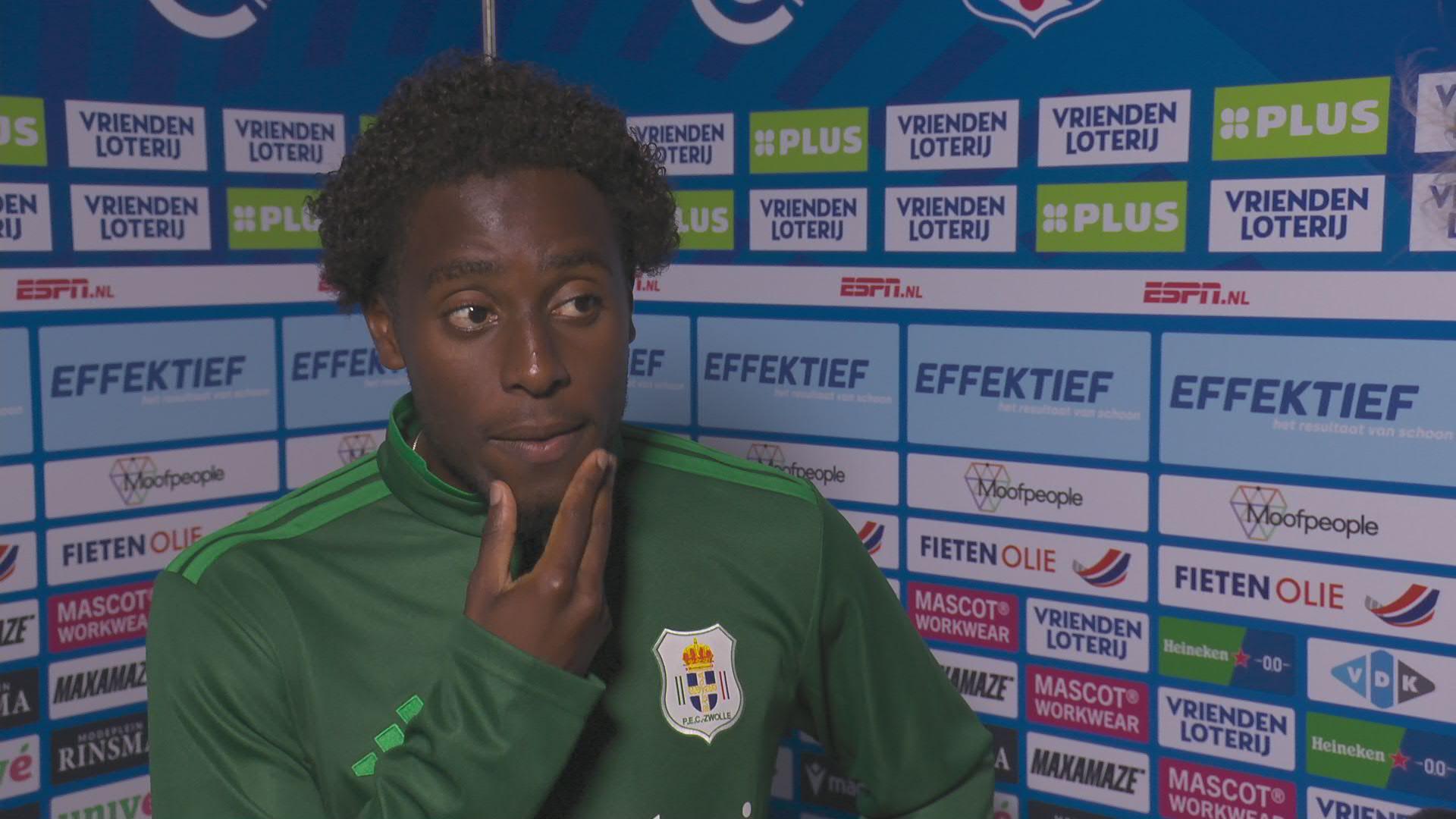 Mbayo blij met prestatie: "Ik moet dit doorzetten en het team blijven helpen"